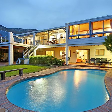 Atlantic Dream Beachfront Villa Скарборо Екстер'єр фото